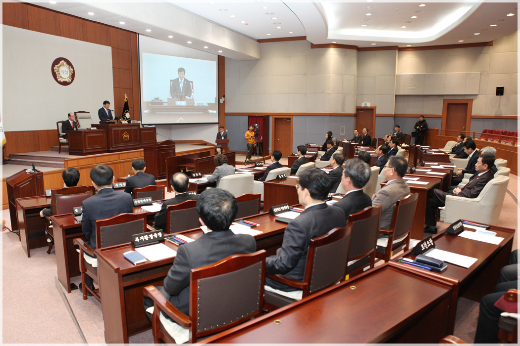 제250회 강릉시의회 임시회 제1차 본회의(2016.01.27) 대표이미지