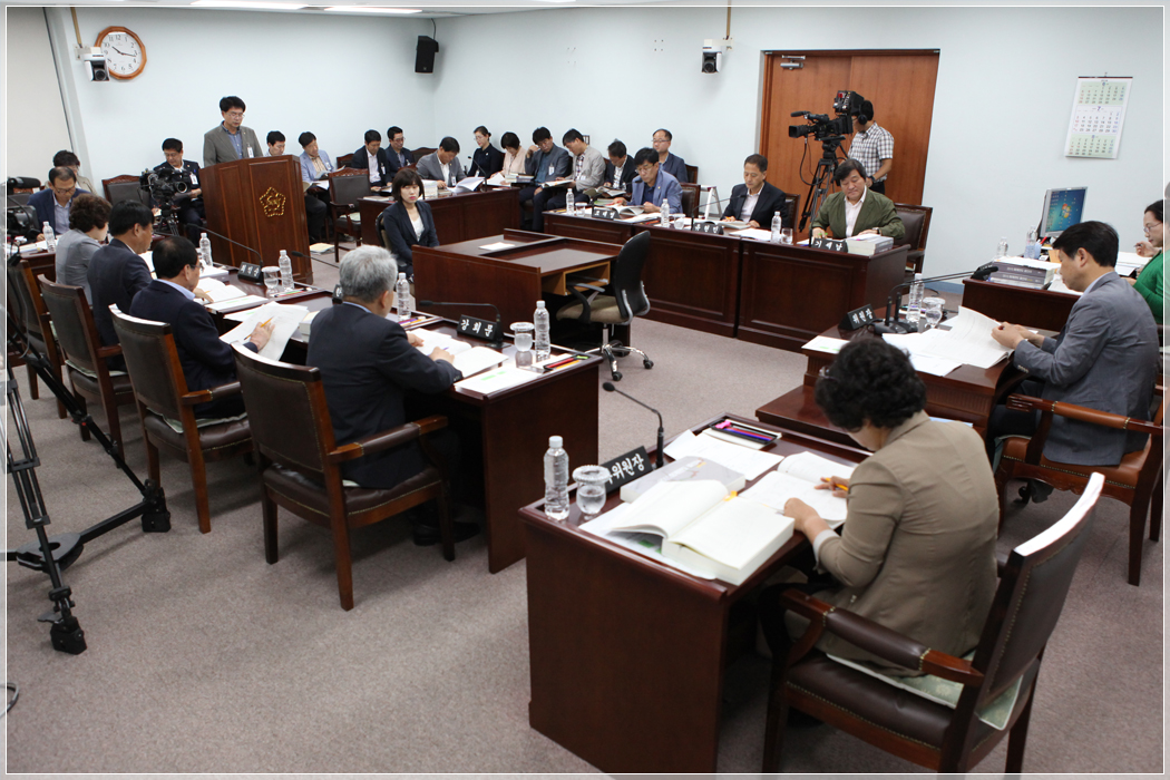 제253회 강릉시의회 제1차 정례회 내무복지위원회(2016.07.06) 대표이미지