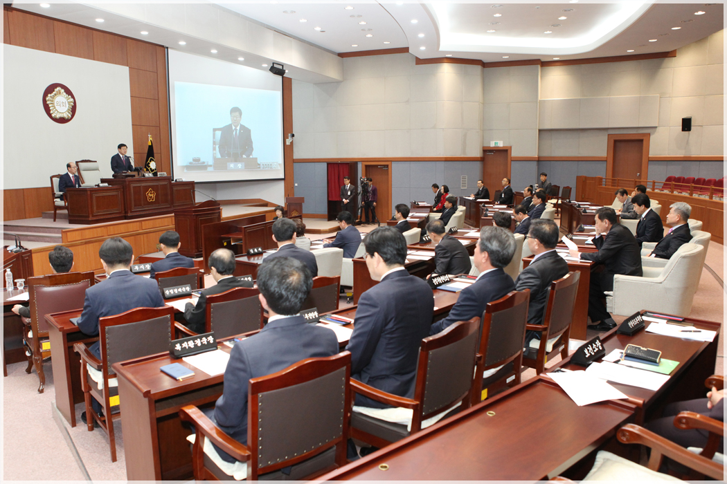 제251회 강릉시의회 임시회 제1차 본회의(2016.04.18) 대표이미지
