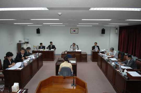 제196회 제1차정례회 중 내무복지위원회 회의(2008.7.8) 대표이미지