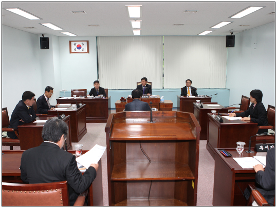 제223회 강릉시의회 임시회 제1차 운영위원회(2012.05.14) 대표이미지