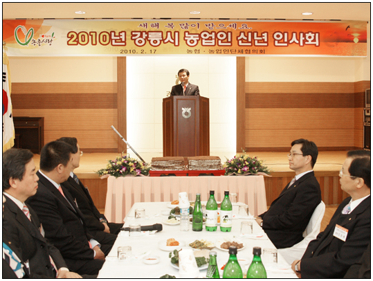 국민생활체육 강릉시연합회장기 배드민턴대회(2013.12.08) 대표이미지