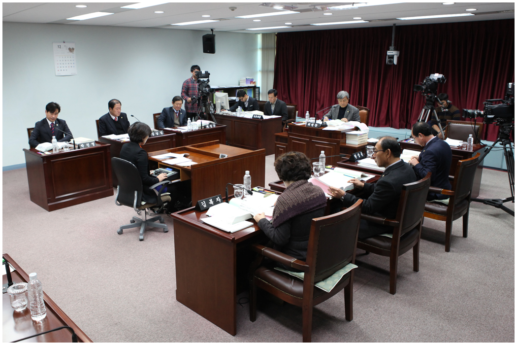 제242회 강릉시의회 제2차 정례회 산업건설위원회 -2015 당초예산안(2014.12.05) 대표이미지