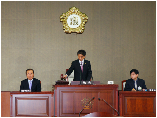 제205회 강릉시의회 제2차 정례회 제3차 본회의(09.12.15) 대표이미지