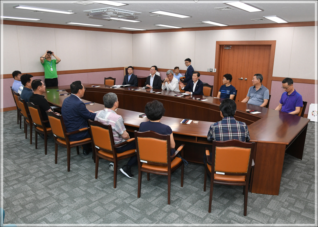 (2018.07.25.) 충북 음성군의회 방문단 접견 이미지(1)