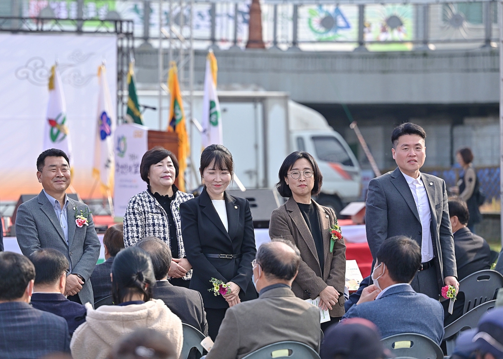 11월11일 제40회 강릉시 농업인의 날 기념식 이미지(17)