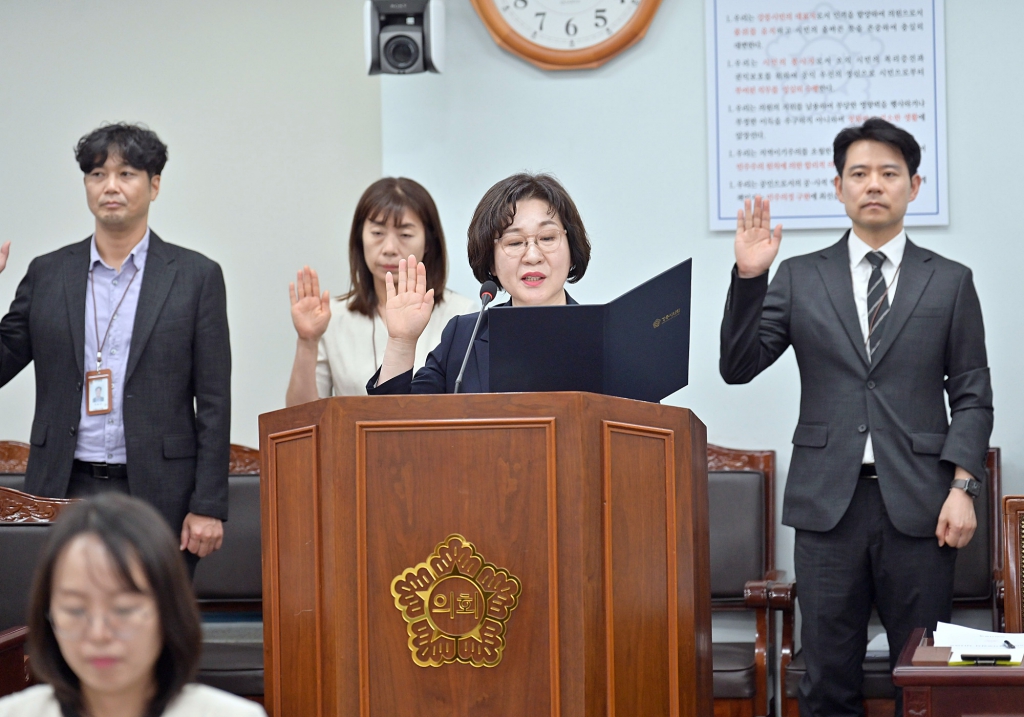 6월10일 제323회 강릉시의회 정례회 제1차 의회운영위원회 이미지(2)