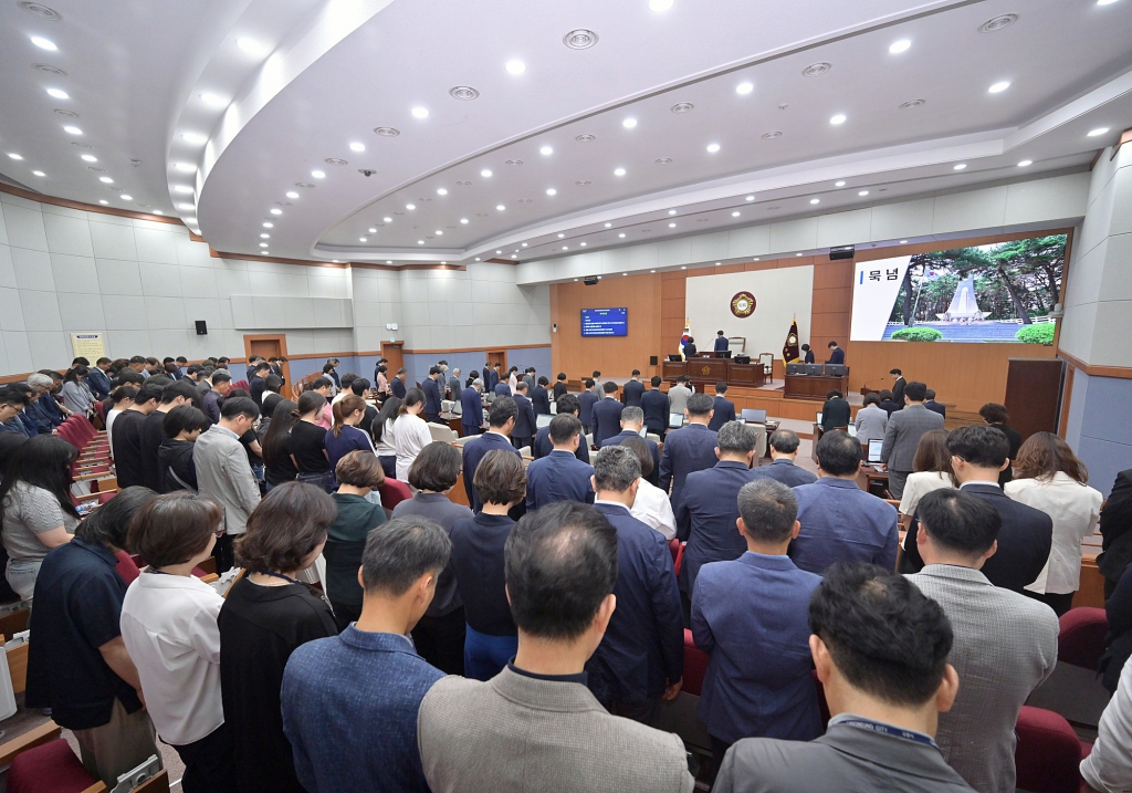 6월10일 제323회 강릉시의회 정례회 제1차 본회의 이미지(4)