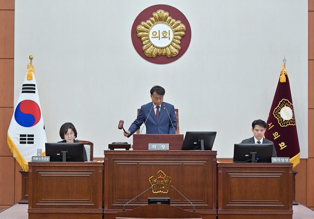 6월10일 제323회 강릉시의회 정례회 제1차 본회의 이미지(8)