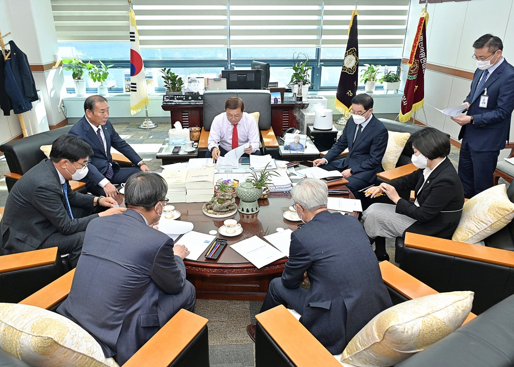 11월25일 의장단회의 이미지(2)
