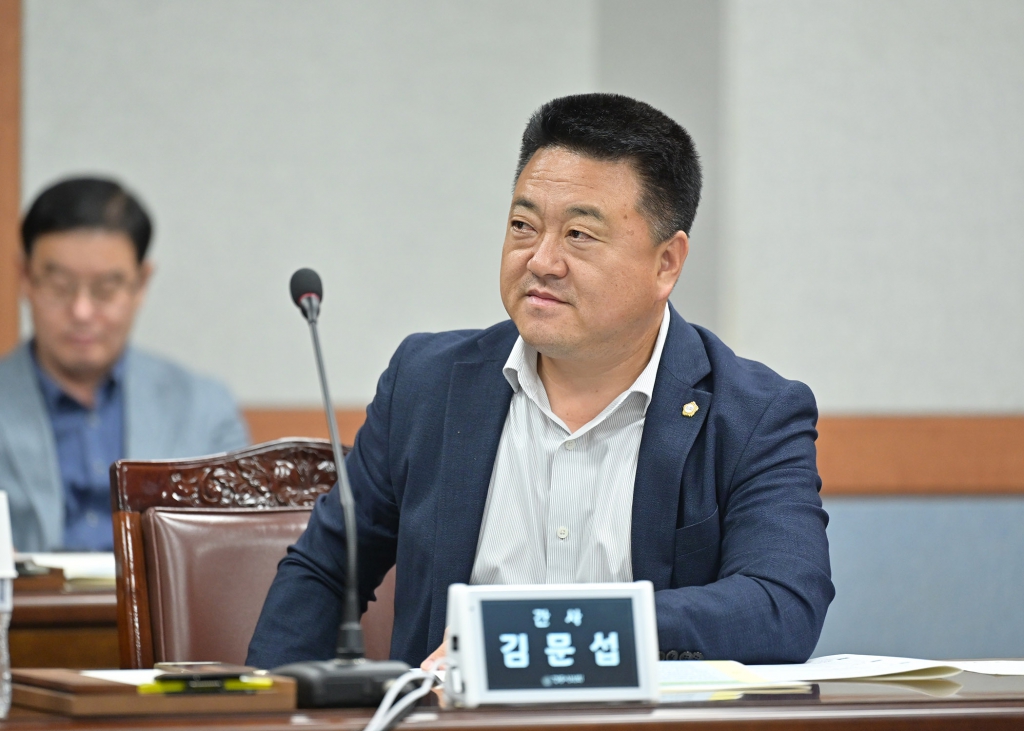 10월26일 의원연구회 최종보고회 -정책지원관 역량 강화 이미지(8)
