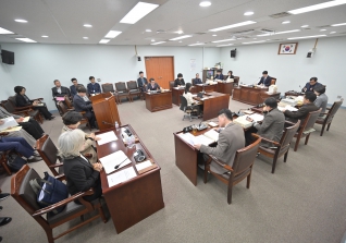 11월27일 제326회 강릉시의회 제2차 정례회 제2차 행정위원회