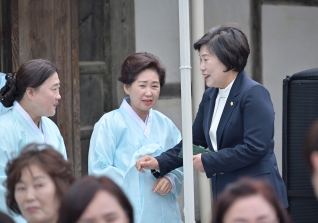 4월16일 제436주기 난설헌 허초희 추모 헌다례 대표이미지