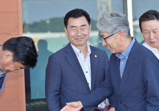 6월1일 강릉단오제 중앙고,제일고 축구 정기전 개회식 대표이미지