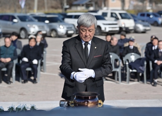 3월1일 3.1절 기념 헌화 및 참배 대표이미지