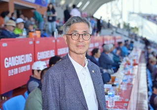 6월1일 강릉단오제 중앙고,제일고 축구 정기전 개회식 대표이미지