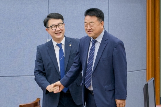 6월16일 제329회 임시회 1차 본회의 대표이미지