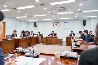 7월10일 제330회 임시회 폐회중 제1차 의회운영위원회 대표이미지