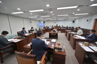 6월30일 제323회 강릉시의회 정례회 제1차 의회운영위원회 대표이미지