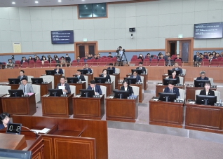 3월27일 제307회 강릉시의회 임시회 제2차 본회의 대표이미지