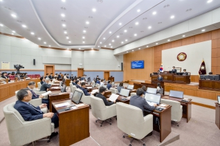 7월20일 제331회 임시회 제1차 본회의 내용보기 7월20일 제331회 임시회 제1차 본회의 대표이미지