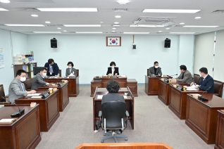 1월26일 제305회 제2차 정례회 폐회중 제3차 운영위원회