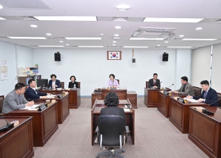 3월13일 제306회 강릉시의회 임시회 폐회중 제1차 운영위원회