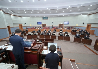 6월18일 제323회 강릉시의회 정례회 제2차 본회의 대표이미지