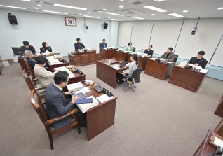 12월2일 강릉시의회 제2차 정례회 제5차 행정위원회 대표이미지