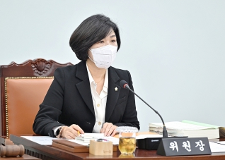 11월25일 제305회 강릉시의회 제2차 정례회 제1차 의회운영위원회