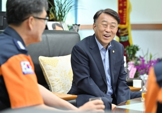 7월10일 강릉소방서장, 환동해 특수대응단장 접견 대표이미지