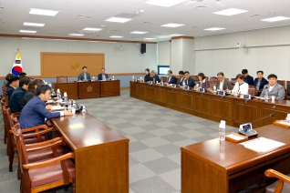 강릉시의회 전체의원 간담회 대표이미지