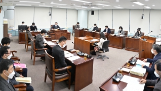 12월13일 제305회 강릉시의회 제2차 정례회 제7차 산업위원회