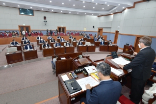 8월12일 제302회 강릉시의회 임시회 제2차 본회의 대표이미지