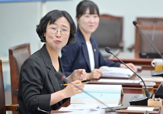 6월20일 제323회 강릉시의회 정례회 산업위원회 제2일차 행정사무감사 대표이미지