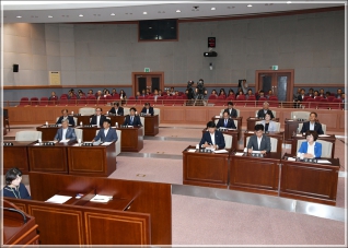 (2018.06.20.) 제266회 강릉시의회 임시회 제1차 본회의 대표이미지