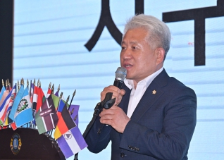 6월14일 경포라이언스클럽 창립40주년 기념식 및 회장 이취임식 대표이미지