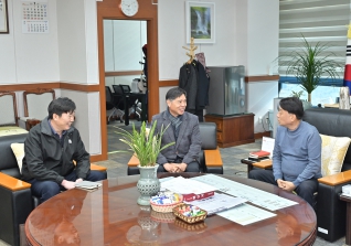 1월6일 강릉농산물도매시장 대표이사 접견 대표이미지