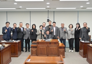 12월15일 제326회 강릉시의회 제2차 정례회 제7차 산업위원회 대표이미지