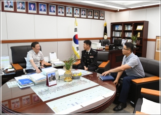 (2019.07.05.) 권오성 신임 동해해양경찰서장 접견 대표이미지