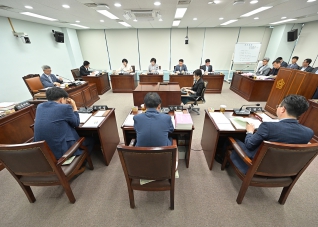6월13일 제309회 강릉시의회 정례회 제1차 행정위원회