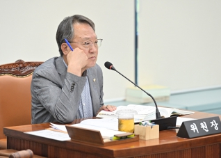 6월19일 제315회 강릉시의회 정례회 제2차 산업위원회 행정사무감사 대표이미지