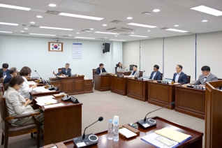 9월18일 제332회 강릉시의회 제1차 정례회 제2차 예산결산특별위원회 대표이미지
