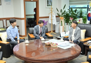 7월9일 한국은행 본부장 접견 대표이미지