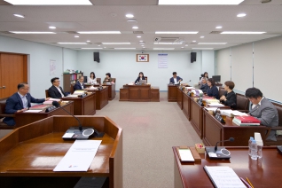 9월14일 제332회 강릉시의회 제1차 정례회 행정위원회 행정사무감사(3일차) 대표이미지