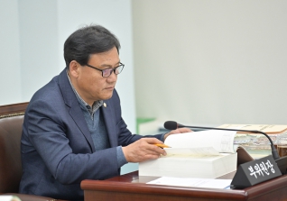 11월28일 제326회 강릉시의회 제2차 정례회 제3차 행정위원회 대표이미지