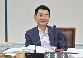 6월24일 제323회 강릉시의회 정례회 행정위원회 제4일차 행정사무감사 대표이미지