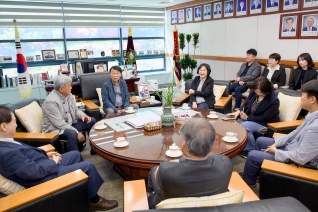 4월27일 결산검사위원 티타임 대표이미지