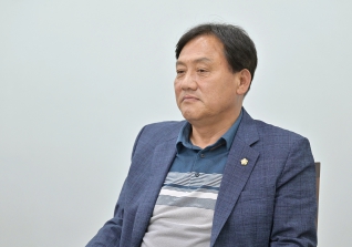 6월20일 제323회 강릉시의회 정례회 행정위원회 제2일차 행정사무감사 대표이미지