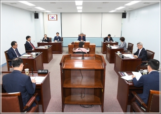 (2018.10.08.) 제270회 강릉시의회 임시회 제1차 의회운영위원회 대표이미지